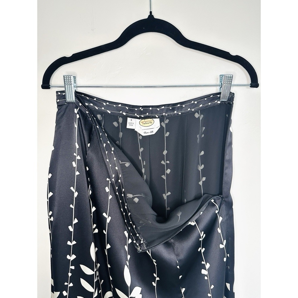 VTG Talbots 100% Pure Silk Floral Midi Skirt Size 6 Black Pink White Botanical - Picture 11 of 13